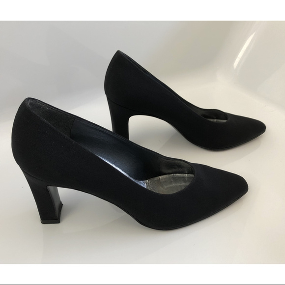 Stuart Weitzman Black Loafer Pumps: size 8.5 - Picture 2 of 8